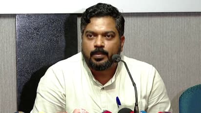 കോൺഗ്രസിന് പാലക്കാട് വീണ്ടും തിരിച്ചടി: യൂത്ത് കോൺഗ്രസ് മുൻ സംസ്ഥാന സെക്രട്ടറി ഷാനിബ് പാർട്ടി വിട്ടു