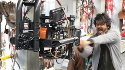 എത്രയാണ് ശരിക്കും കളക്ഷൻ?, ആ രംഗങ്ങള് ചിത്രീകരിച്ചത് എങ്ങനെ?, ലിയോയുടെ രഹസ്യങ്ങളുടെ വീഡിയോ പുറത്ത്