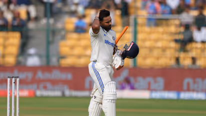 IND vs NZ, 1st Test: India All Out for 462; New Zealand need 107 runs to win