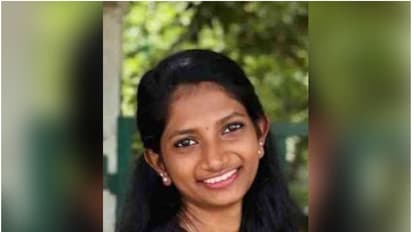  ബെംഗളൂരുവിൽ മലയാളി നഴ്സിംഗ് വിദ്യാർത്ഥിനിയെ ജീവനൊടുക്കിയ നിലയിൽ കണ്ടെത്തി