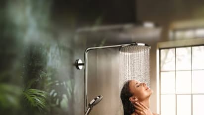 இரவில் குளிப்பதால் இவ்வளவு நன்மையா? இவ்வளவு நாளா இது தெரியாம போச்சே