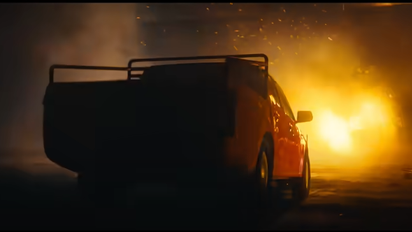 80 കോടിപടം ബോക്സോഫീസില്‍ മൂക്കുംകുത്തി വീണു; സോഷ്യല്‍ മീഡിയ അക്കൗണ്ട് ഡിലീറ്റ് ചെയ്ത് സംവിധായകന്‍ !