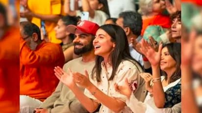 ಕೃಷ್ಣ ಕೀರ್ತನೆಯಲ್ಲಿ ಭಾಗಿಯಾದ ವಿರುಷ್ಕಾ ಜೋಡಿ: ವೀಡಿಯೋ ವೈರಲ್