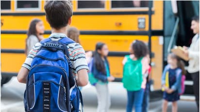 ಮಕ್ಕಳು ಹೋಮ್‌ವರ್ಕ್ ಮಾಡಲು ಗದರಿಸುತ್ತೀರಾ? ಹೀಗೆ ಮಾಡಿದ ಅಪ್ಪನ ಜೈಲಿಗೆ ಕಳುಹಿಸಿದ ಮಗ