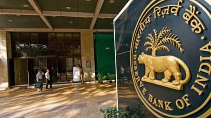 ആർബിഐ ഓംബുഡ്സ്മാൻ സ്കീം; ധനകാര്യ സ്ഥാപനങ്ങൾക്കെതിരെ പരാതിയുണ്ടെങ്കിൽ എങ്ങനെ നൽകാം