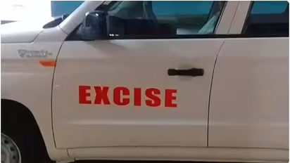 വട്ടിയൂർക്കാവ് സ്വദേശിയും മറ്റൊരു യുവാവും ബൈക്കിൽ, വഴിയിൽ പരിശോധന കണ്ട് പരുങ്ങി; മെത്താംഫിറ്റമിനുമായി പിടിയിൽ