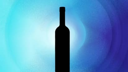 இந்தியாவின் நம்பர் 1 ஓட்கா இதுதான்! விலை ரூ.800 மட்டுமே!