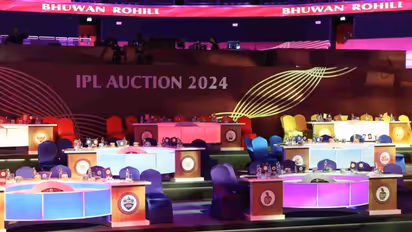 ஐபிஎல் 2025: ஐபிஎல் வரலாற்றை முறியடிக்க ரெடியாகும் ஸ்டார் பிளேயர்ஸ் –கோலிக்கு ரூ.50 கோடியா?