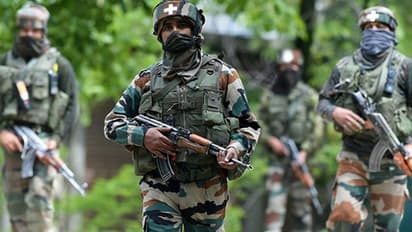 ജമ്മു കശ്മീരിൽ വീണ്ടും ഭീകരാക്രമണം; രണ്ട് ഇതര സംസ്ഥാന തൊഴിലാളികൾക്ക് വെടിയേറ്റു