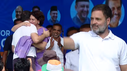 ഇനി വയനാടിന് പാർലമെന്‍റിൽ രണ്ട് പ്രതിനിധികളുണ്ടാകുമെന്ന് രാഹുൽ ഗാന്ധി; 'സഹോദരിയെ നിങ്ങളെ ഏല്‍പ്പിക്കുകയാണ്'