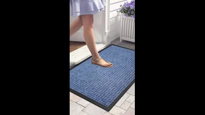 ಗಲೀಜಾಗಿರುವ ಡೋರ್‌ಮ್ಯಾಟ್ ಸ್ವಚ್ಛಗೊಳಿಸಲು 5 ಟಿಪ್ಸ್ ಬಳಸಿ