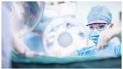 മസ്തിഷ്ക മരണം സംഭവിച്ചു, അവയവദാന ശസ്ത്രക്രിയ്ക്കിടെ ഉണർന്ന് 36 കാരൻ, ഞെട്ടിത്തരിച്ച് ഡോക്ടർമാർ, സംഭവം ഇങ്ങനെ