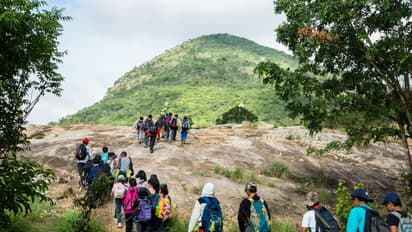 தமிழகத்தில் டிரெக்கிங்க்கு திடீர் தடை.! சுற்றுலா பயணிகளுக்கு வெளியான ஷாக் தகவல்