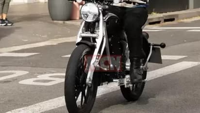 ഇന്ത്യൻ നിർമ്മിത ബൈക്കുകൾ രഹസ്യമായി വിറ്റ് പാകിസ്ഥാൻ, കൊയ്യുന്നത് വൻ ലാഭം