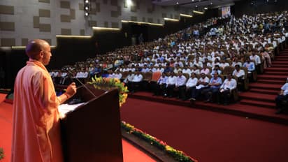 ಸಿಎಂ ಯೋಗಿ ನೀತಿಗಳಿಂದ ಯುವ ಸಮೂಹಕ್ಕೆ ಸರ್ಕಾರಿ ನೌಕರಿ!