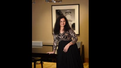 ರಿಷಭ್ ಶೆಟ್ರ ಪತ್ನಿ ಅತಿ ಲೋಕ ಸುಂದರಿ… ಪ್ರಗತಿ ಶೆಟ್ಟಿ ನಗುವಿಗೆ ಫಿದಾ ಅಗೋದ್ರು ಫ್ಯಾನ್ಸ್