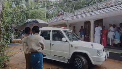 കോട്ടയത്ത് ദമ്പതികളെ മരിച്ച നിലയിൽ കണ്ടെത്തി; ഭാര്യയെ കൊലപ്പെടുത്തി ഭർത്താവ് ജീവനൊടുക്കിയതെന്ന് സംശയം