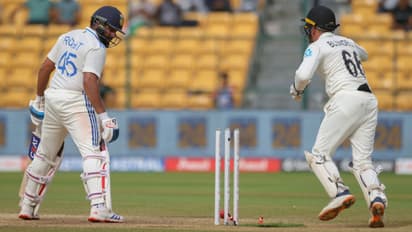 पुणे टेस्ट: हार के कगार पर टीम इंडिया, न्यूज़ीलैंड की बढ़त 300 पार