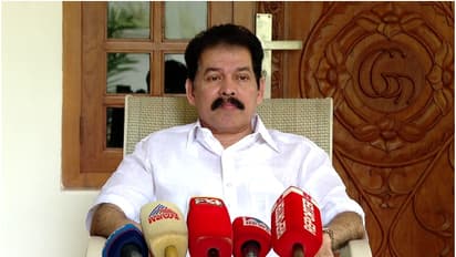 സിപിഎമ്മിന് കാരാട്ട് റസാഖിന്റെ മുന്നറിയിപ്പ്, ആവശ്യങ്ങൾ ഒരാഴ്ചക്കകം അംഗീകരിച്ചില്ലെങ്കിൽ മാറി ചിന്തിക്കും