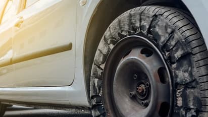 Car Accident: நொடியில் நடந்த கோர விபத்து! அலறியபடி 6 பேர் சம்பவ இடத்திலேயே பலி! நடந்தது என்ன?