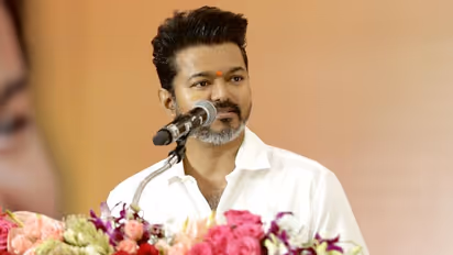 தளபதி மாநாடு vs சர்கார்: ரீலும் ரியலான சரித்திரம் – விஜய்யின் சர்காரை மிஞ்சும் விக்கிரவாண்டி டிவிகே மாநாடு!