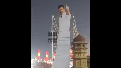 Audio Launchலயே வெளுத்து வாங்கும் விஜய் இப்போ அரசியல் மேட வேறு - சும்மா விடுவாரா? எகிறும் எதிர்பார்ப்பு!