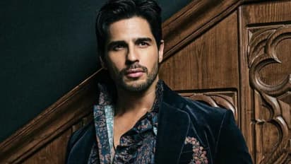 സിദ്ധാര്ഥ് മല്ഹോത്ര വ്യവസായി, നായിക കഥാപാത്രം മലയാളിയും