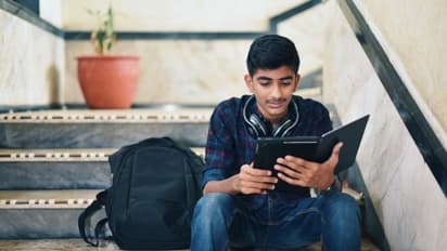 10ನೇ ತರಗತಿ ಪಾಸಾದವರಿಗೆ ಯುಎಇಯಲ್ಲಿ ಉದ್ಯೋಗಾವಕಾಶಗಳು: ₹78,000 ವರೆಗೆ ಸಂಬಳ!