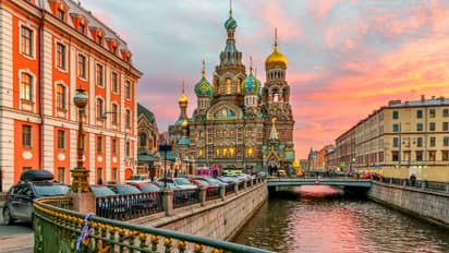 റഷ്യയിലേക്ക് പോകാൻ ഇന്ത്യക്കാർക്ക് വിസ വേണ്ട, 2025 യാത്രക്കാർക്ക് പറക്കാമെന്ന് സൂചന