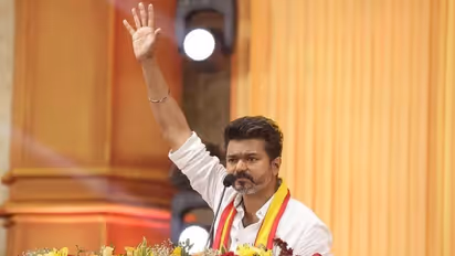 "அண்ணா தந்த ஆயுதம் இது"; மாநாட்டுக்கு பிறகு த.வெ.க தலைவர் விஜய் எழுதிய உருக்கமான கடிதம்!