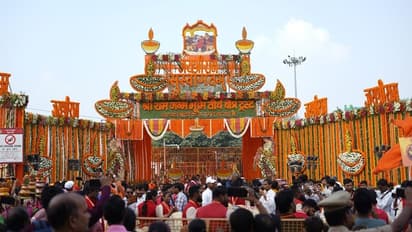 অযোধ্যা দীপোৎসব: ২৮ লক্ষ প্রদীপ জ্বালিয়ে বিশ্বরেকর্ড করল দেশ, দেখুন দারুণ ছবি