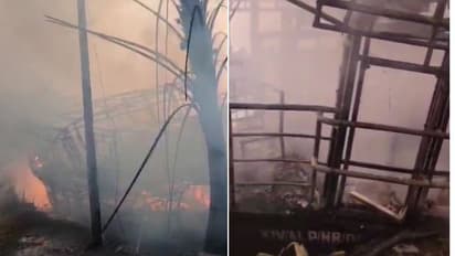 ആലപ്പുഴയിൽ വിനോദ സഞ്ചാരികള് കയറിയ ഹൗസ് ബോട്ടിന് തീപിടിച്ചു; പൂര്ണമായും കത്തിനശിച്ചു, ആളപായമില്ല