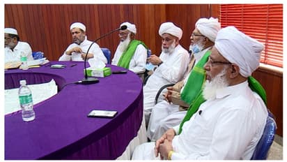 'ഉമർ ഫൈസിക്കെതിരെ നടക്കുന്ന ദുഷ്പ്രചാരണങ്ങൾ അംഗീകരിക്കാനാകില്ല'; ഉമർ ഫൈസിയെ പിന്തുണച്ച് സമസ്ത മുശാവറ