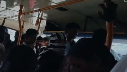 ಶಕ್ತಿ ಯೋಜನೆ ಎಫೆಕ್ಟ್: ಬಸ್ನಲ್ಲಿ ಸೀಟ್ಗಾಗಿ ಪುರುಷರ ಕಿತ್ತಾಟ!