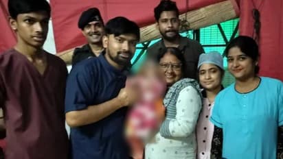 ഏഴ് ദിവസം മാത്രം പ്രായമുള്ള കുഞ്ഞിനെ പാലത്തിൽ നിന്ന് വലിച്ചെറിഞ്ഞു; മരത്തിൽ തങ്ങിനിന്ന് അത്ഭുത രക്ഷപ്പെടൽ