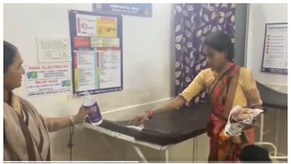 അഞ്ച് മാസം ഗർഭിണിയായ യുവതിയെ കൊണ്ട്, വെടിയേറ്റ് മരിച്ച ഭർത്താവ് കിടന്ന കിടക്ക വൃത്തിയാക്കിപ്പിച്ചു, വിവാദം