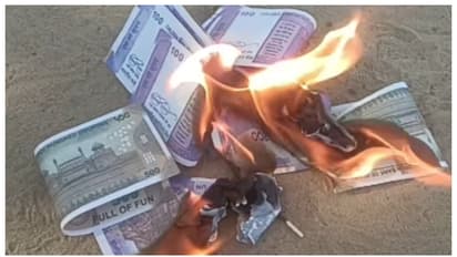 വൈറല് വീഡിയോയില് കത്തിയമർന്നത് 100 -ന്റെയും 500 -ന്റെയും നോട്ടുകള്; സത്യാവസ്ഥ തേടി സോഷ്യല് മീഡിയ