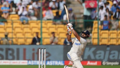 കൂട്ടത്തകർച്ചയിലും പ്രതീക്ഷയായി റിഷഭ് പന്ത്; മുംബൈയിൽ ന്യൂസിലന്ഡിനെതിരെ ജയിക്കാൻ ഇന്ത്യക്ക് 55 റൺസ് കൂടി