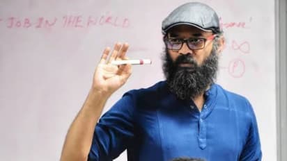 மாநில விருது வென்ற இயக்குனர்; வீட்டில் இறந்த நிலையில் கண்டுபிடிப்பு - போலீசார் விசாரணை!