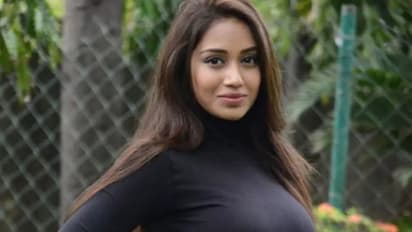 Nivetha Pethuraj X Page Post About Pothole Mode Fans Comments 