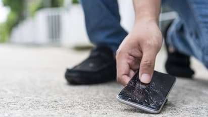 'ഒരിക്കലും ഇത് പ്രതീക്ഷിച്ചില്ല, അപരിചിതന് നന്ദി'; അമ്മയുടെ ഫോൺ തിരികെ കിട്ടിയ അനുഭവം പങ്കുവച്ച് യുവാവ്