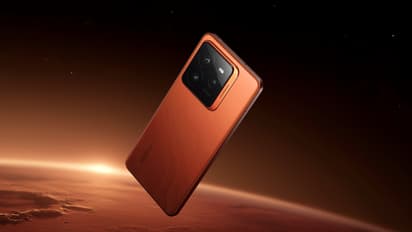 റിയല്‍മി ജിടി 7 പ്രോ ഉടന്‍ ബുക്ക് ചെയ്യാം; ലോഞ്ചിന് മുമ്പേ ഓഫര്‍, അടിപൊളി ഫ്ലാഗ്‌ഷിപ്പ് എന്ന് സൂചന