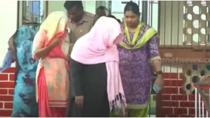 നവജാതശിശുവിനെ നാലര ലക്ഷത്തിന് വിറ്റു, അച്ഛനും നാല് വനിതാ ഇടനിലക്കാരും പിടിയിൽ, അമ്മയെയും അറസ്റ്റ് ചെയ്യും