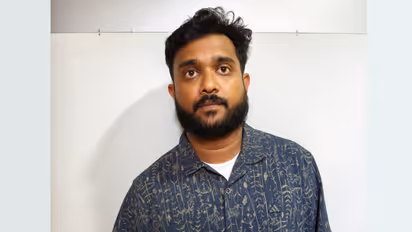 ഭാര്യക്കും ഭര്ത്താവിനും യുകെ ജോലി റെഡി, ചെലവിലേക്ക് വേണ്ടത് 2 ലക്ഷം; മെഡിക്കലിന് ചെന്നപ്പോൾ ഫോൺ ഓഫ്, അറസ്റ്റ്