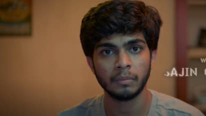 ഇനി നസ്ലെന്റെ ഒന്നൊന്നര 'ഹാക്കിംഗ്'; ത്രില്ലടിപ്പിച്ച് 'ഐ ആം കാതലൻ' ടീസർ