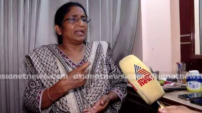 വാതിലിൽ മുട്ട് കേട്ടത് രാത്രി 12 ന്, നൈറ്റ് ഡ്രെസിലായിരുന്നുവെന്ന് ഷാനിമോൾ; 'റഹീമിനോട് പരമപുച്ഛവും സഹതാപവും'