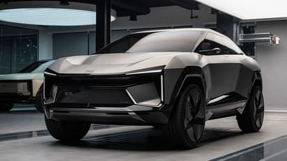 ಮಹೀಂದ್ರ XEV 9e ಪ್ರತಿಸ್ಪರ್ಧಿ ಕಾರಿಗೆ ಬರೋಬ್ಬರಿ 4 ಲಕ್ಷ ರೂ ನಗದು ಡಿಸ್ಕೌಂಟ್,ಲಿಮಿಟೆಡ್ ಆಫರ್