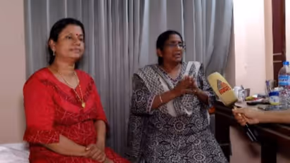 തങ്ങൾ രണ്ട് പേരെയും തിരഞ്ഞാണ് പൊലീസ് എത്തിയതെന്ന് ഷാനിമോൾ ഉസ്മാൻ; ഇപ്പോൾ പുതിയ കഥകളുണ്ടാക്കുന്നു