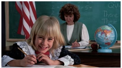 കുട്ടികള്ക്ക് പരീക്ഷയ്ക്ക് കിട്ടിയ മാര്ക്കുകള് ഇനി മാതാപിതാക്കള് കാണണ്ട; വിലക്കുമായി ഡച്ച് സ്കൂള്