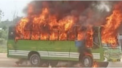 ആദ്യം പൊട്ടിത്തെറി ശബ്ദം! ആലപ്പുഴയിൽ ഡ്രൈവിംഗ് ടെസ്റ്റിനിടെ വാഹനത്തിന് തീപിടിച്ചു, കത്തി നശിച്ചു, അപകടമൊഴിവായി